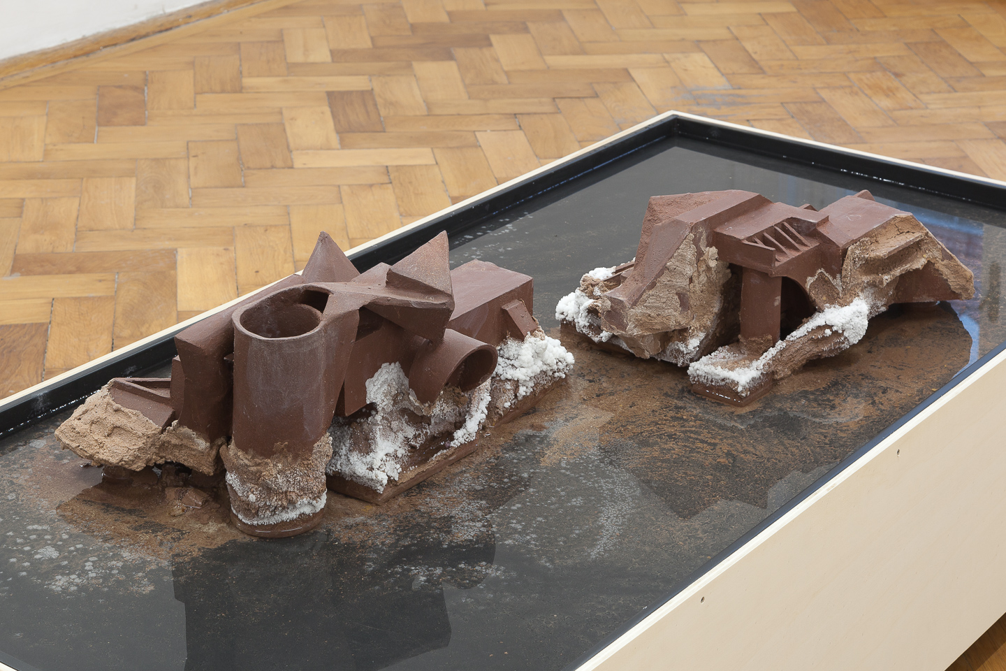 Laurence Sturla*1992 in Swindon, UKlives and works in ViennaBut all they found where tide lines III, 2020, Unglazed stoneware ceramic, raw clay, salt, bone meal, wood, PVC, water, metal fixings, 155 x 75 x 50 cm