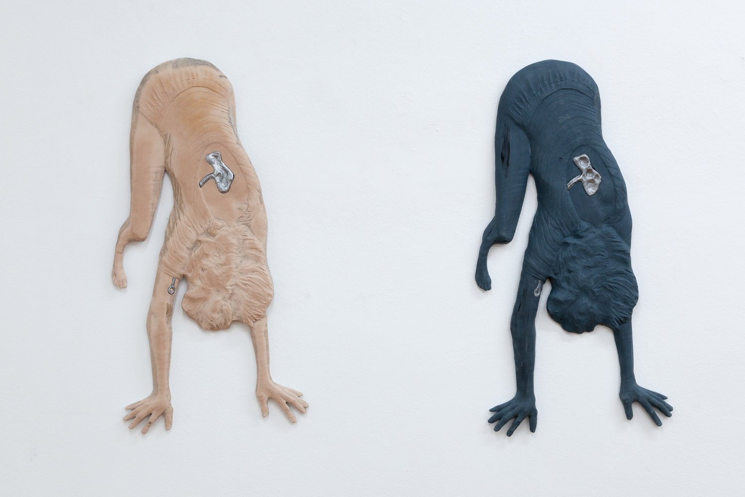 Ellie Hunter, Intuitive Anatomies V – VI, 2022. Aqua resin and cast aluminum. Exhibition view, Loggia. Photo: Flavio Palasciano.